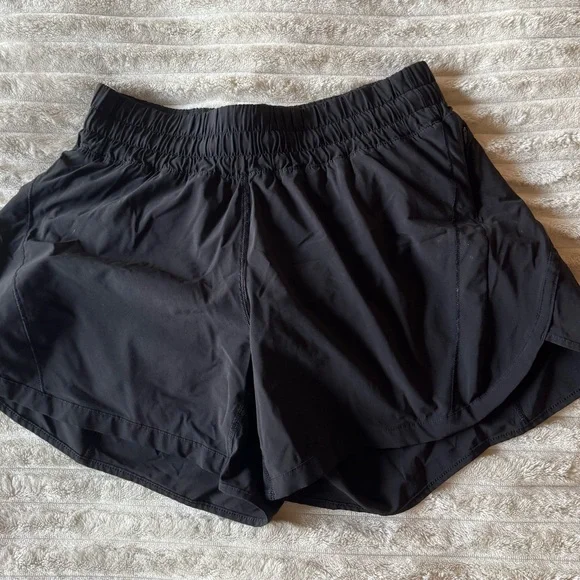 lululemon athletica Black Track that Shorts - Picture 2 of 5